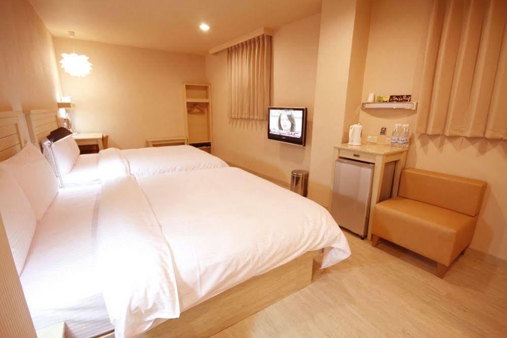 Royal Group Hotel Xiong Zhong Branch Kaohsiung Exterior foto